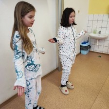 Družina - pyžamová párty