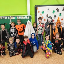 Oslava HALLOWEENU ZŠ společně s dětmi z MŠ