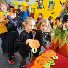 Oslava HALLOWEENU ZŠ společně s dětmi z MŠ